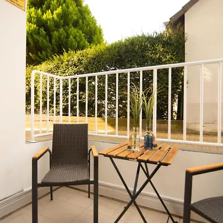 Eleven * Ντούισμπουργκ